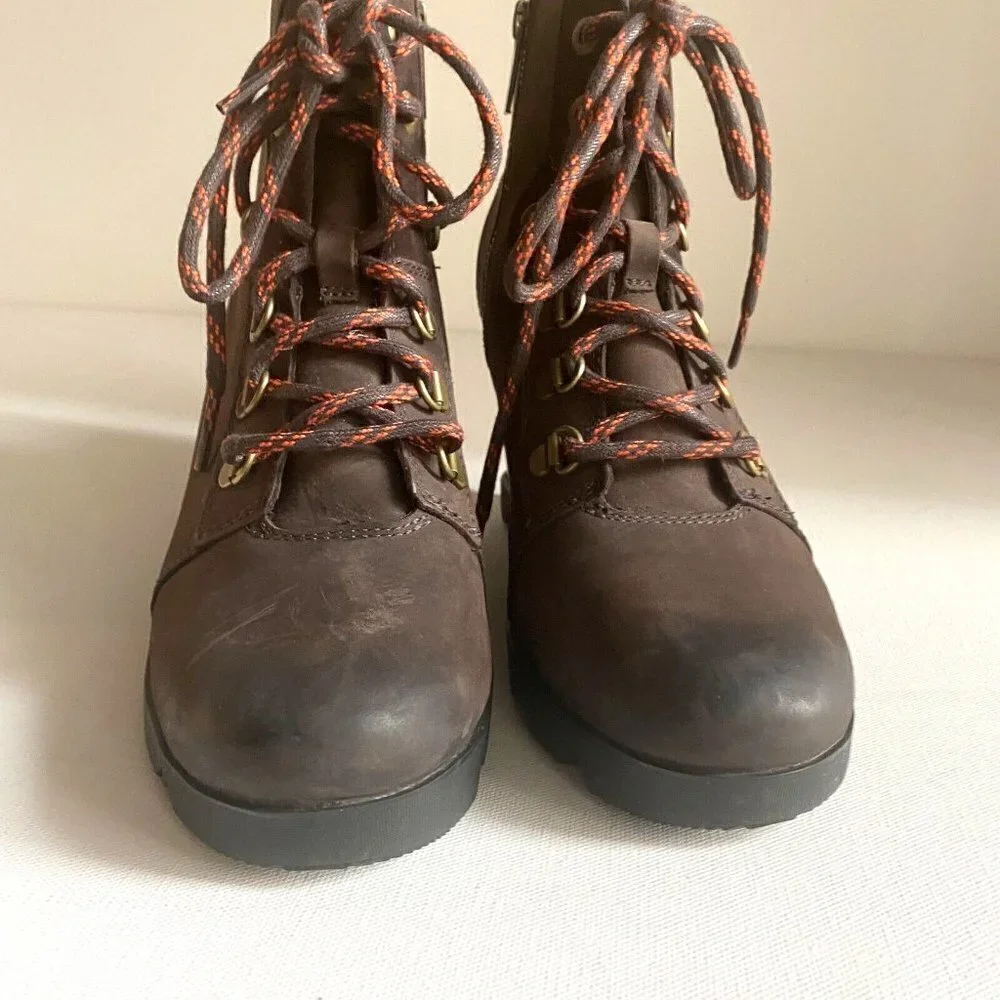 Sorel Joan Uptown Blackend Brown Nubuck Suede Wedge Lace up Boots 9.5